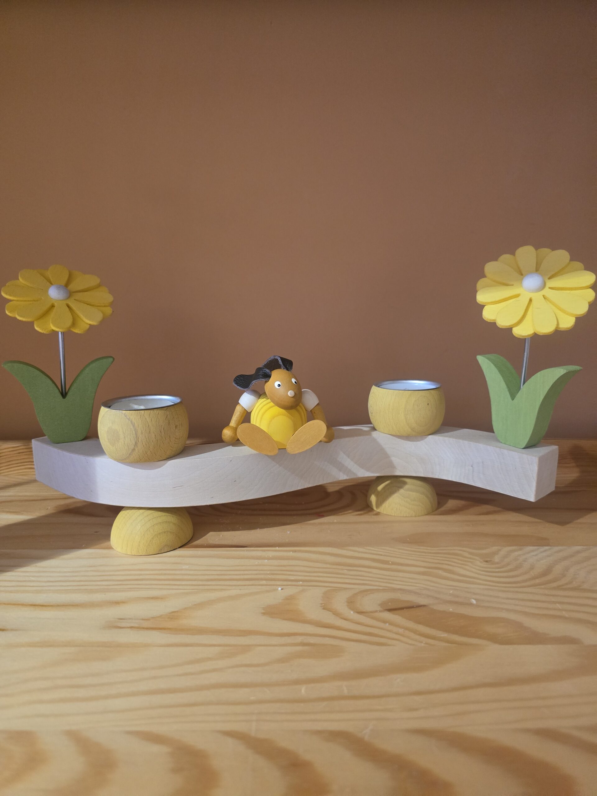 Osterwelle mit 2 TLH gelb