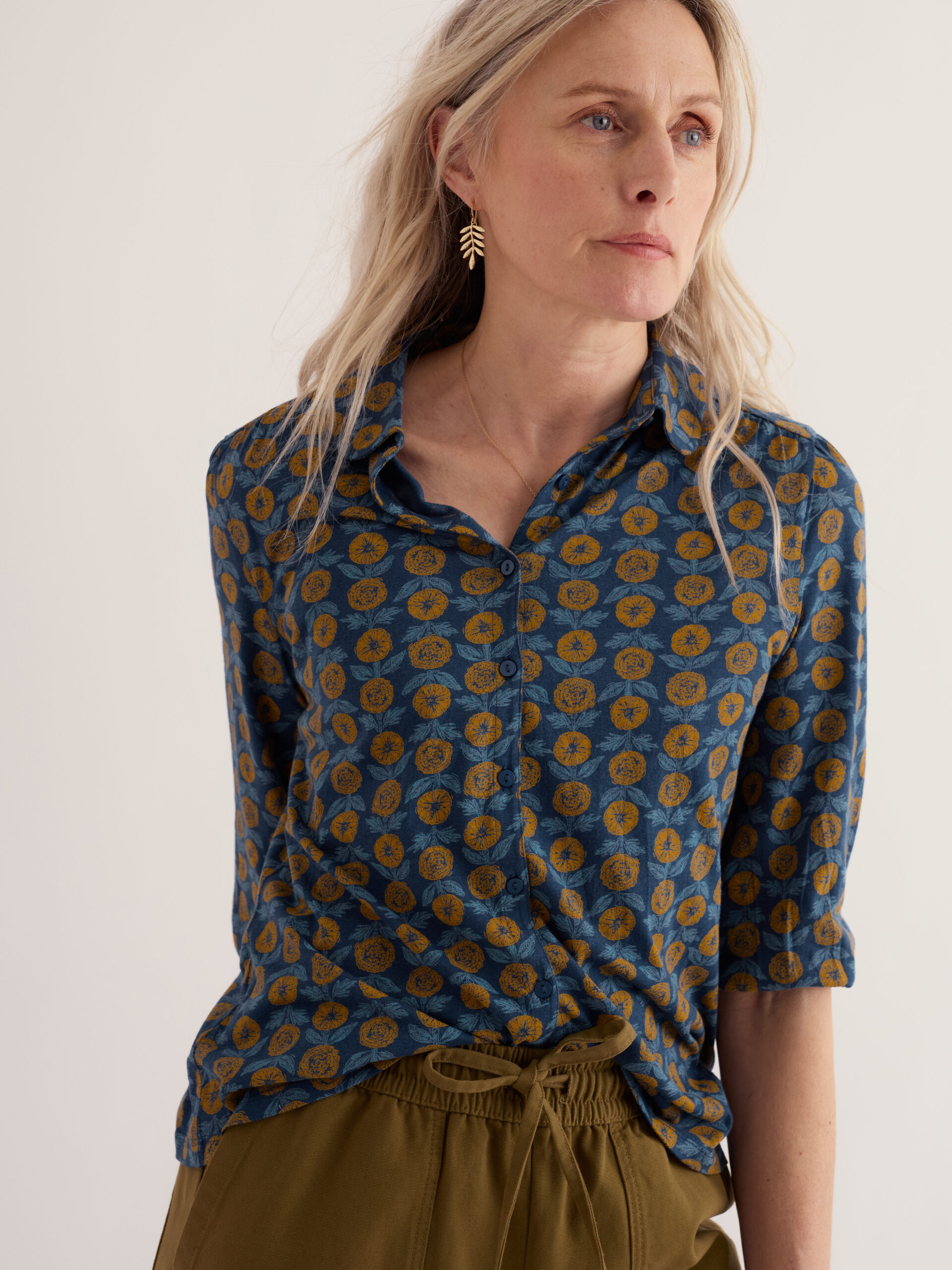 3/4 Embrace Shirt Marigold Sketch Marine