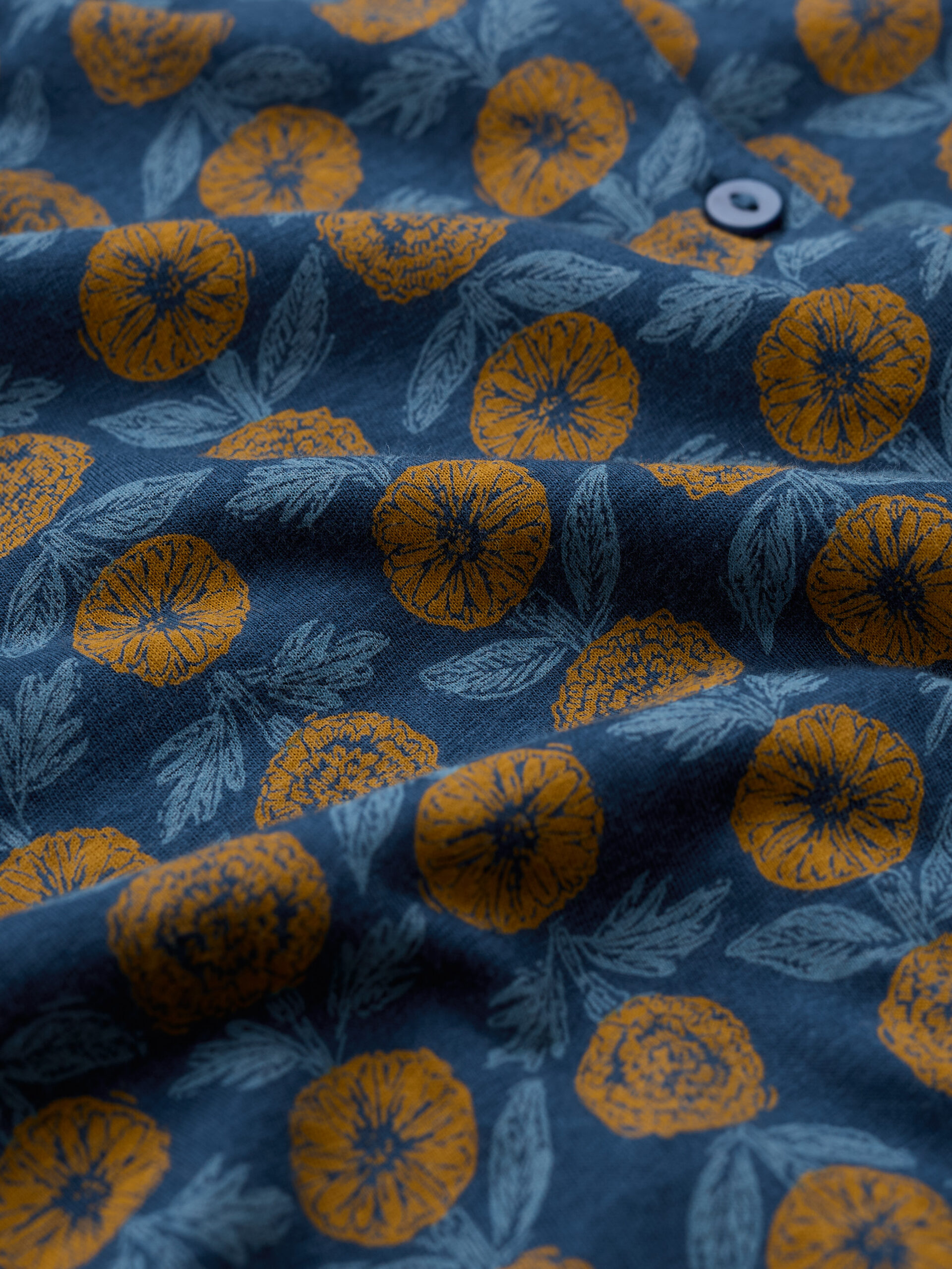 3/4 Embrace Shirt Marigold Sketch Marine – Bild 2