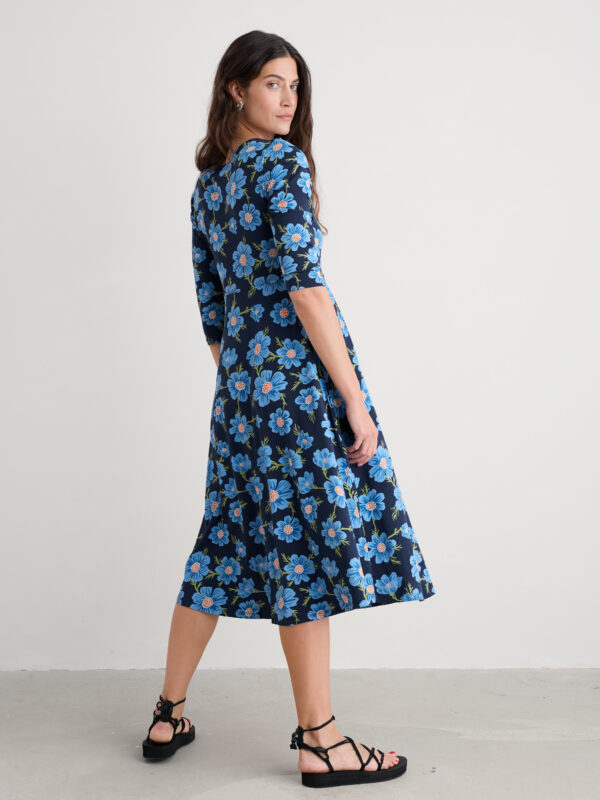 Veronica Dress Climbing Cosmos Lagoon – Bild 3