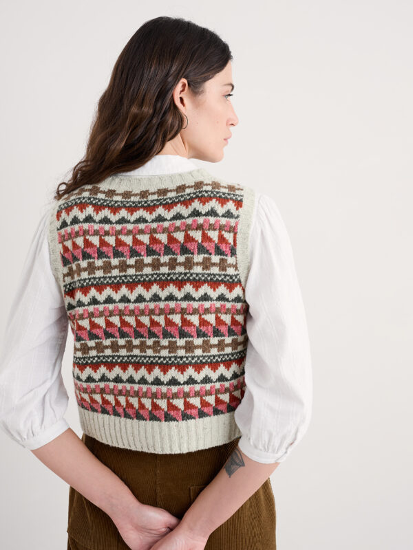 Dawson Pick Vest Fairisle Zig Zag Geo Aran Red Sail – Bild 5
