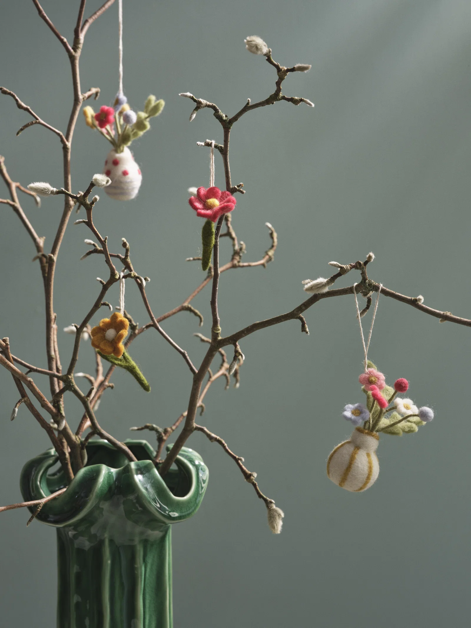 Hängedekoration Silver Eye Bird (Graumantelbrillenvogel) – Bild 2