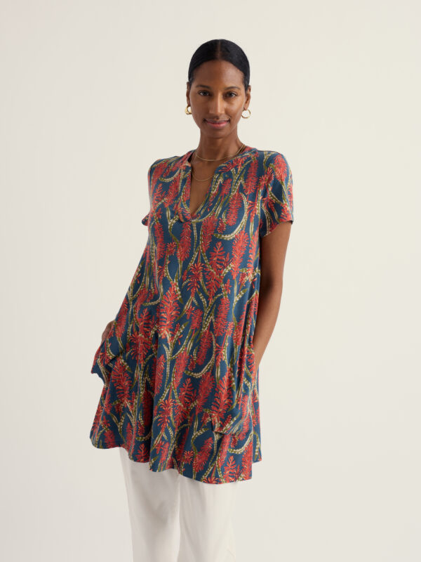 S/S Wreathe Tunic Red Hot Poker Dust