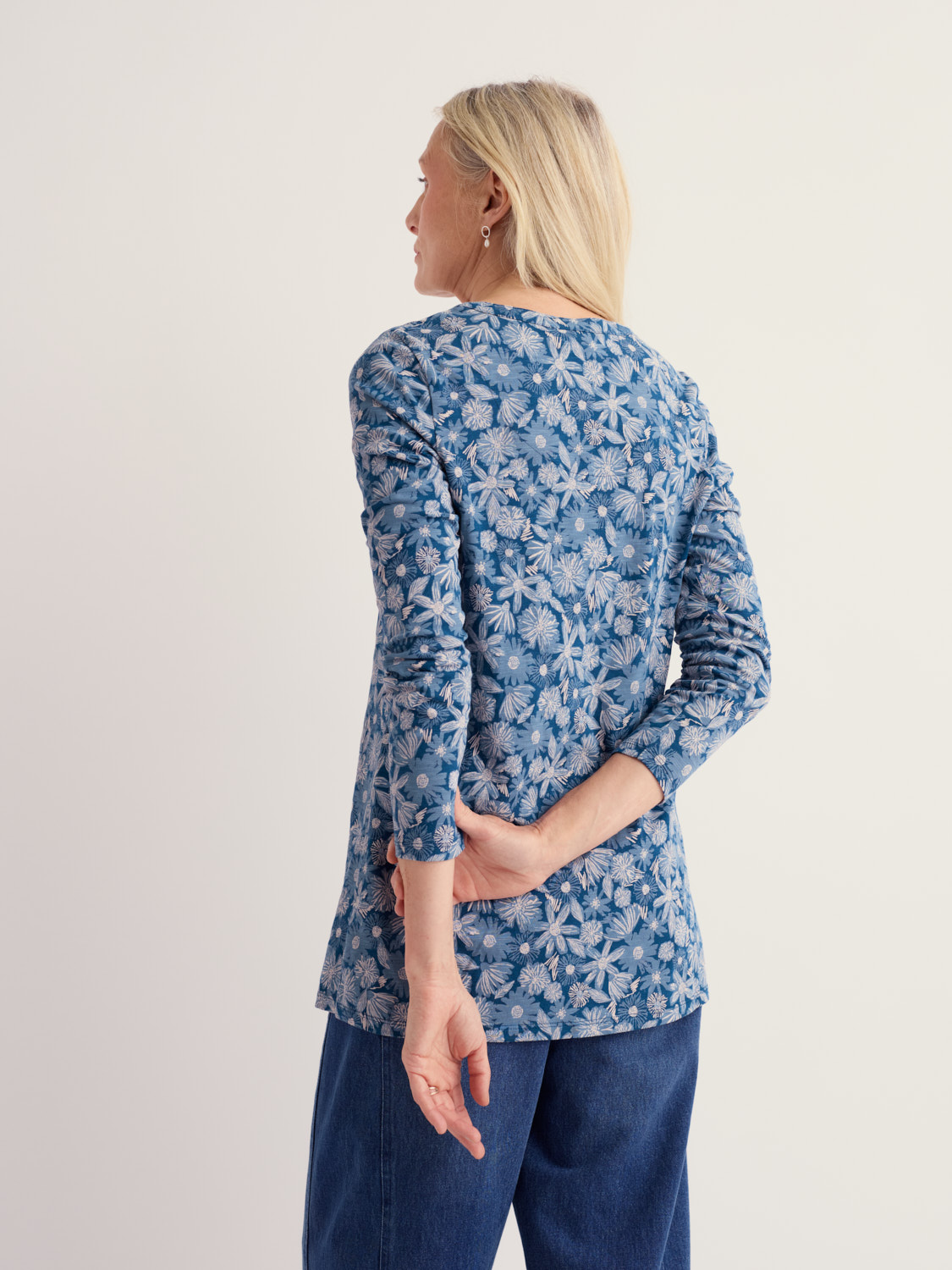 Moon Window Tunic Sketchbook Blooms Marine – Bild 4